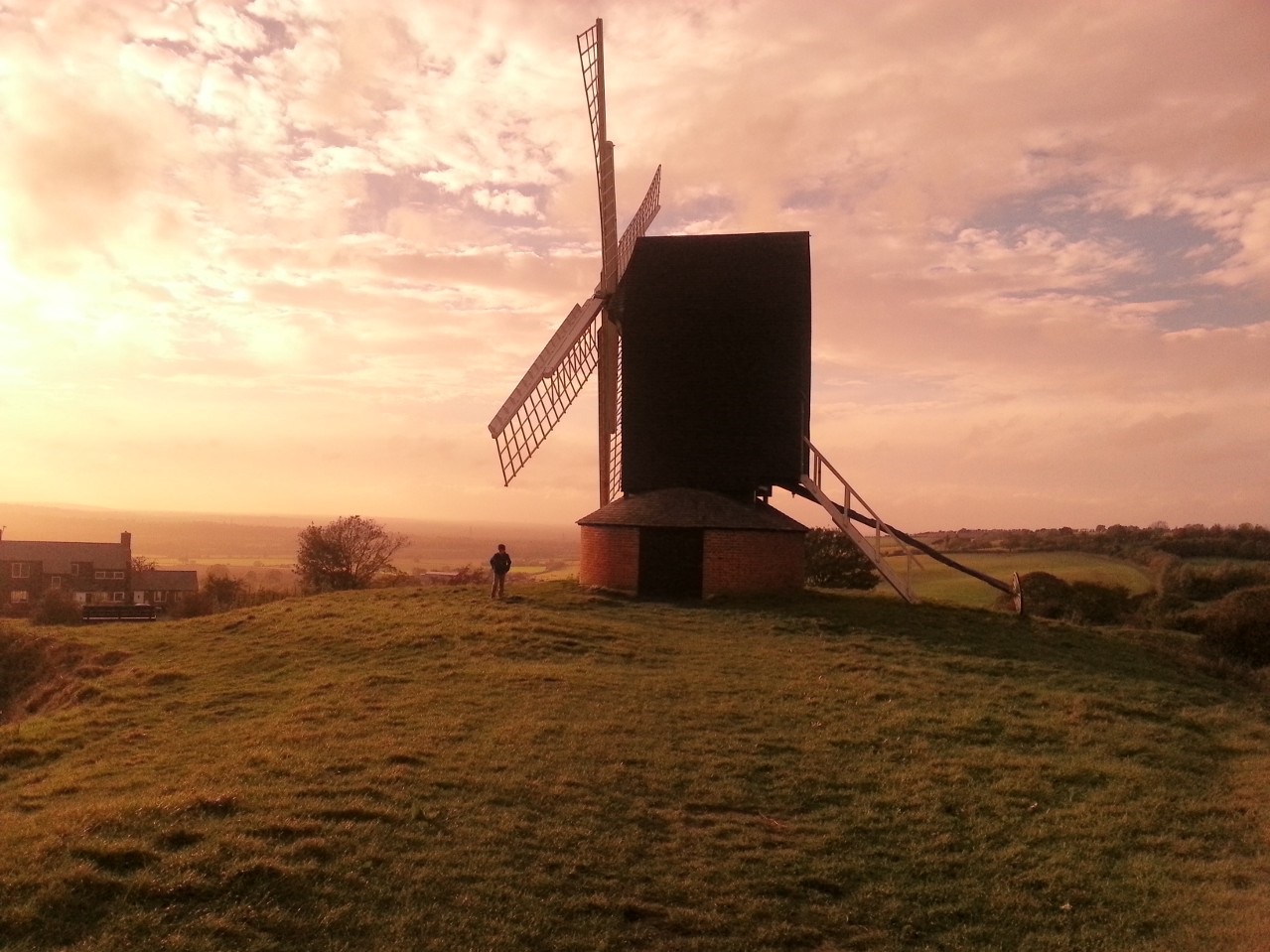Another real location, this is the windmill in Brill, near Oxford in England. (Known as Brae Hill in Oculus). Brill was Tolkein’s inspiration for Bree. Photo by Aitor Ibarra.